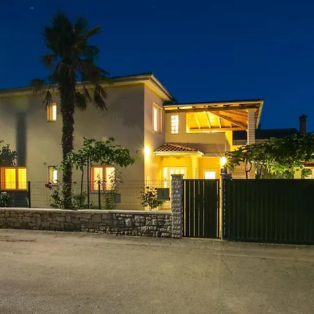 بيت للعطل Cera Fuer 12 Personen By Interhome